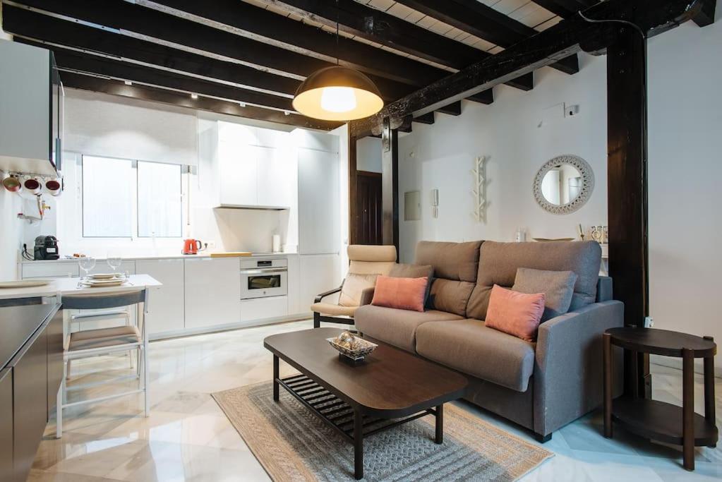 Ad2B Apartment, 300M From Cathedral With 2Br Sevilla Exterior foto