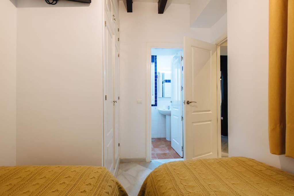 Ad2B Apartment, 300M From Cathedral With 2Br Sevilla Exterior foto