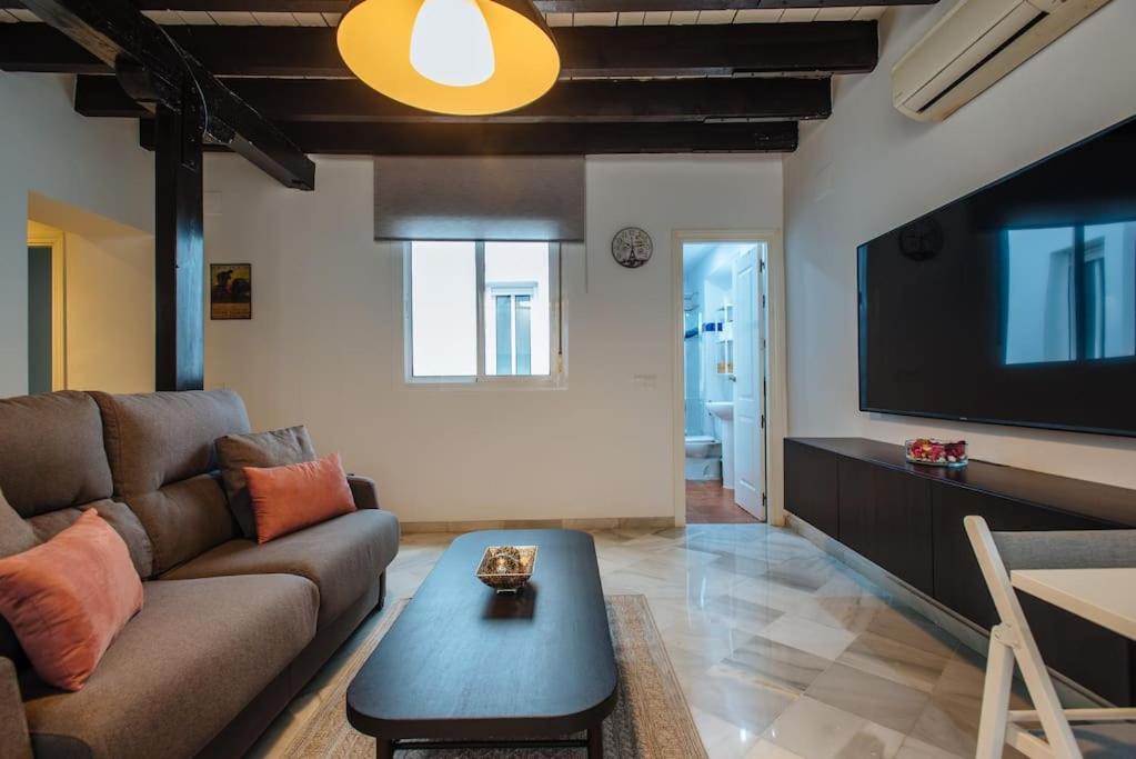 Ad2B Apartment, 300M From Cathedral With 2Br Sevilla Exterior foto